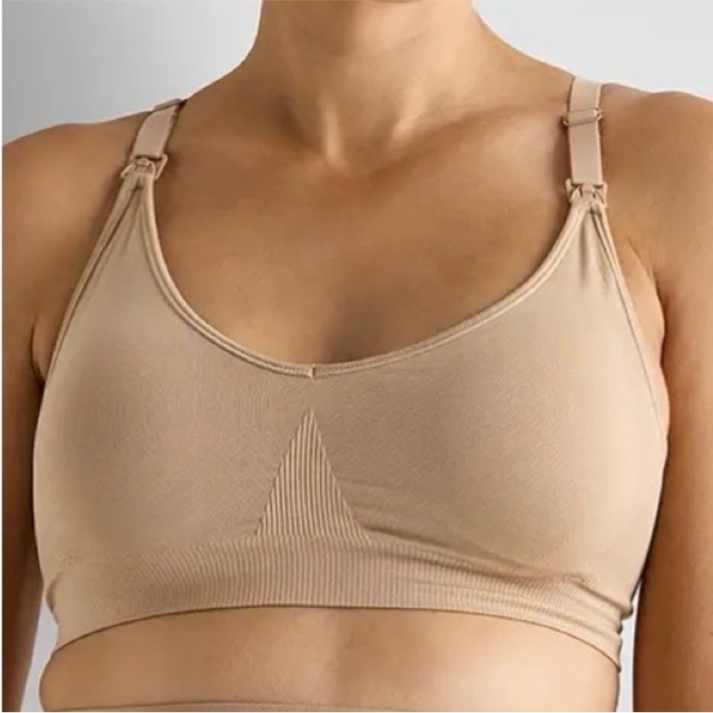 NWT Quince Seamless Nursing Bra in Sand Size Medium